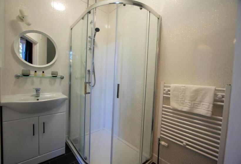 Номер Deluxe, The Shurland Hotel Gym Spa