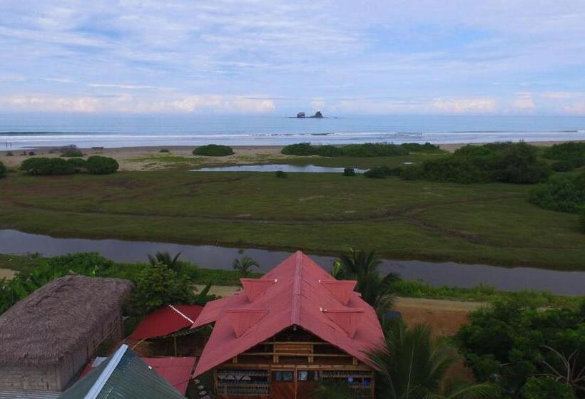 سوییت لوکس, Vistamar Guest House
