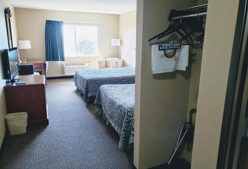 Номер Стандарт, Days Inn & Suites By Wyndham Of Morris