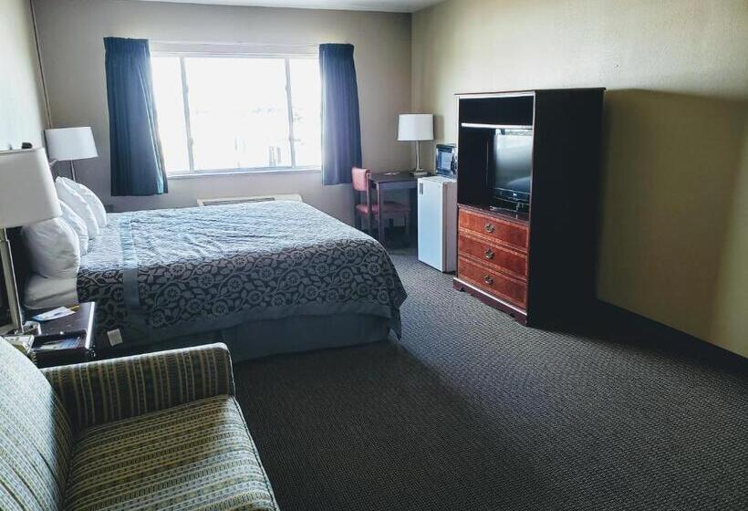 Люкс Deluxe Кровать Кинг, Days Inn & Suites By Wyndham Of Morris