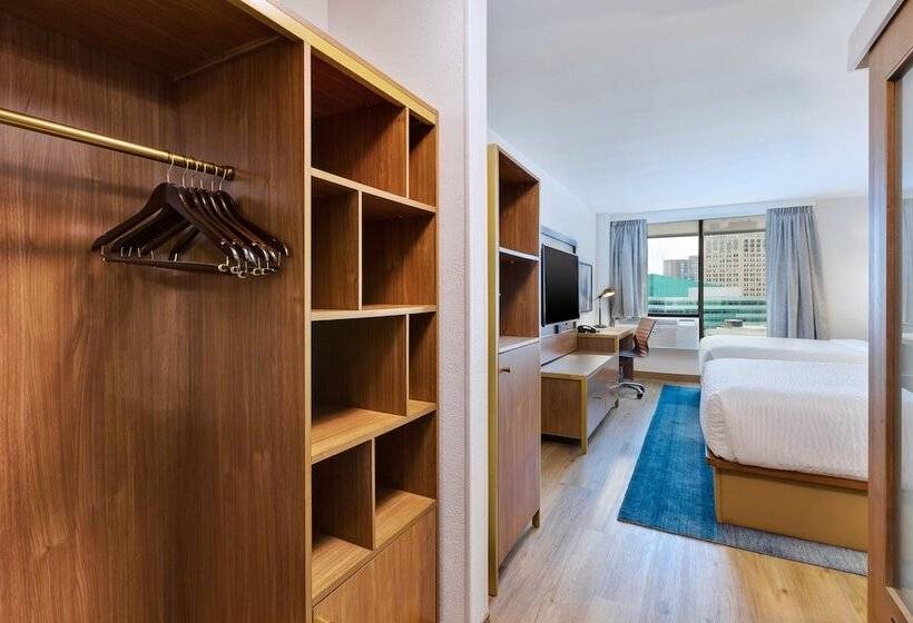 스탠다드 룸 더블 침대 2개, Indigo Detroit Downtown, An Ihg