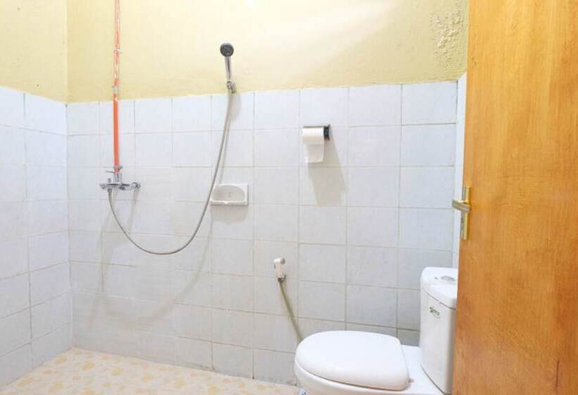 Номер Стандарт, Reddoorz Near Mangrove Forest Kupang