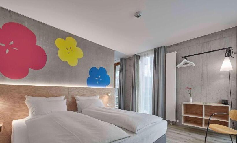 Люкс с Балконом, Flowers Hotel Essen