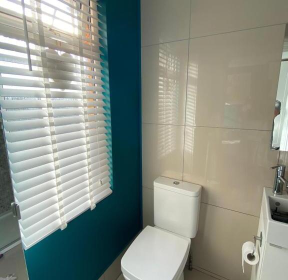 Номер Deluxe, One Ninety Boutique Accommodation