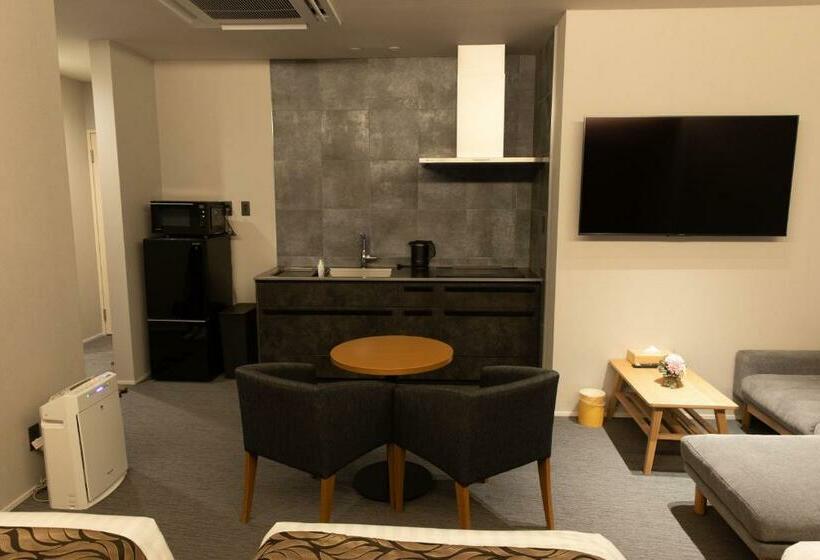 Apartamento 3 Dormitórios, Grand Base Nagoyaeki Nishi