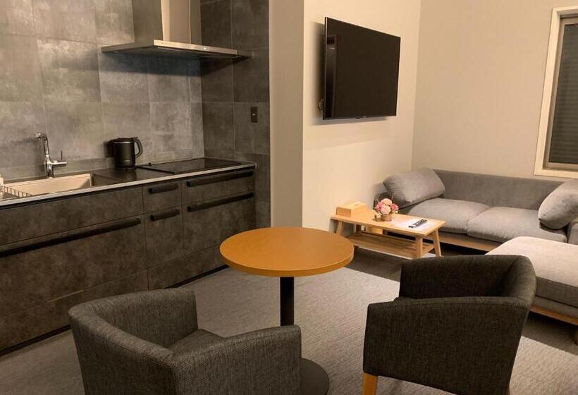 Apartamento 3 Dormitórios, Grand Base Nagoyaeki Nishi