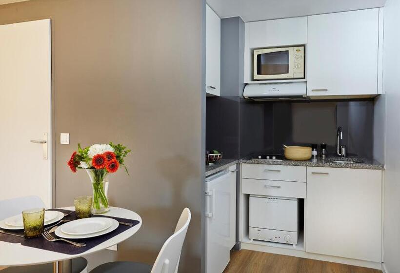 Студия Deluxe, Citadines Presqu Ile Lyon