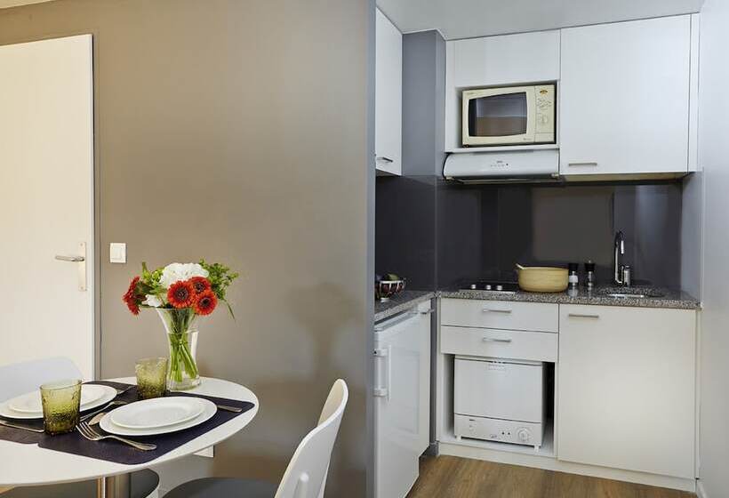 Апартаменты Deluxe 1 Спальня, Citadines Presqu Ile Lyon