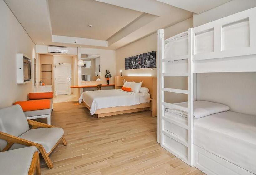 Семейный Номер, Harris Resort Batam Waterfront