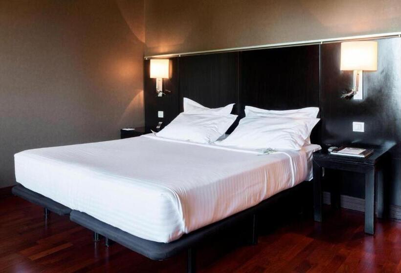 اتاق سوپریور با تخت بزرگ, Ac Hotel Palacio De Santa Ana By Marriott