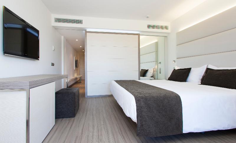 Люкс Superior, Insotel Cala Mandia Resort