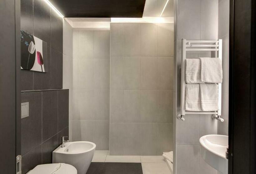 חדר סופריור, Warmthotel