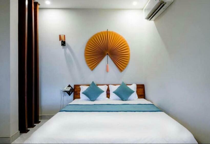 디럭스 룸 킹사이즈 침대, Anh Vu Hotel & Restaurant Phu Quoc