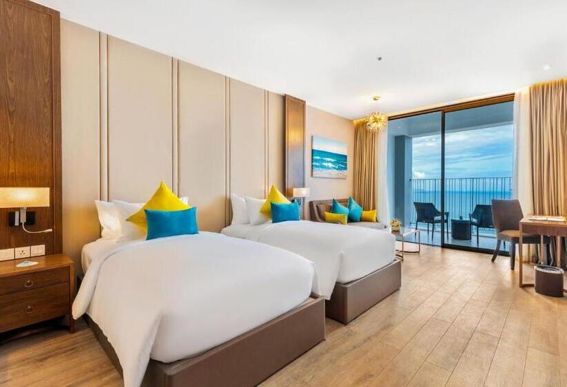 اتاق لوکس با چشم‌انداز دریا, The Empyrean Nha Trang