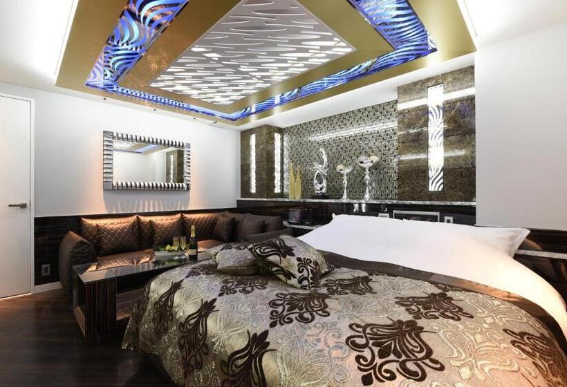 Люкс Кровать Кинг, W Party W Group Hotels And Resorts