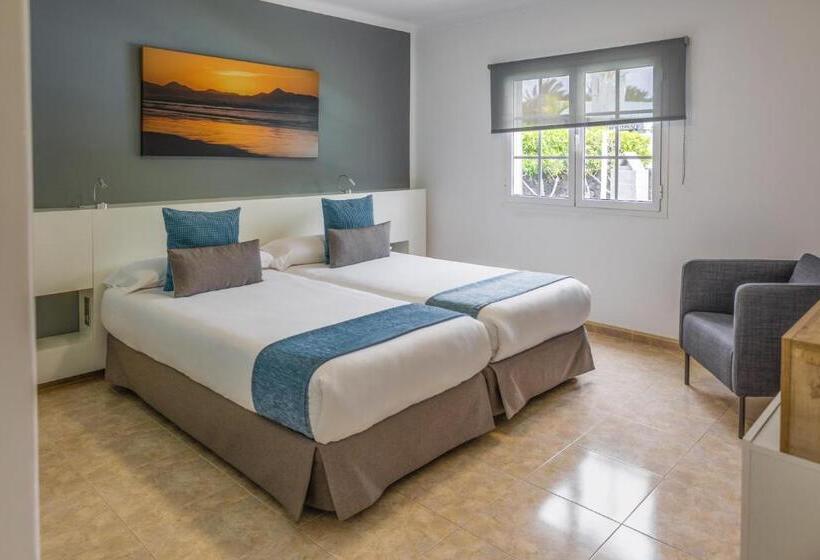 Вилла 3 Спальни, Hyde Park Lane Villas