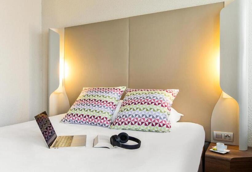 Номер Стандарт, Campanile Hotel Beauvais