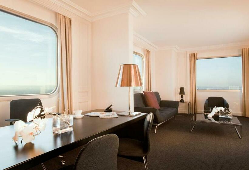 سوئیت اجرایی با مشاهده, Novotel Paris Centre Tour Eiffel