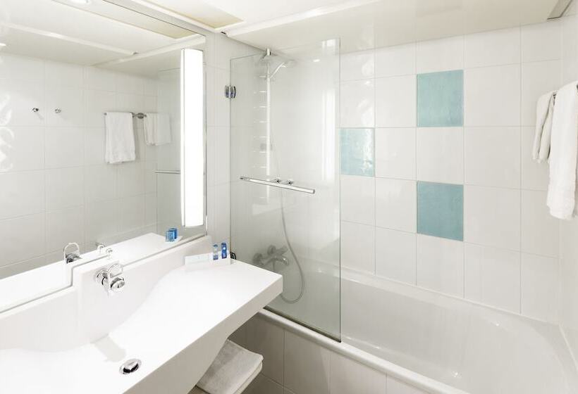 Классический Номер, Novotel Pau Pyrenees