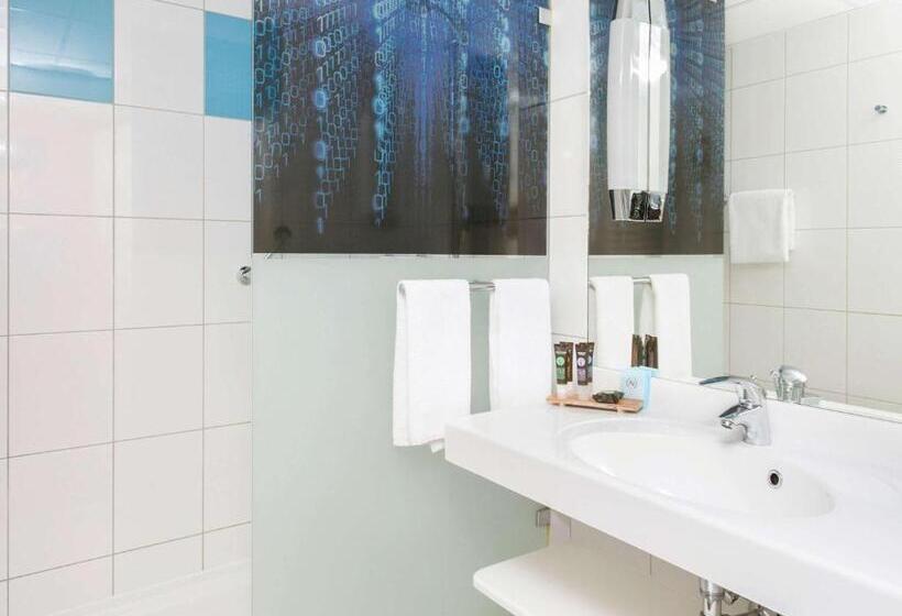 Номер Стандарт, Novotel Warszawa Airport