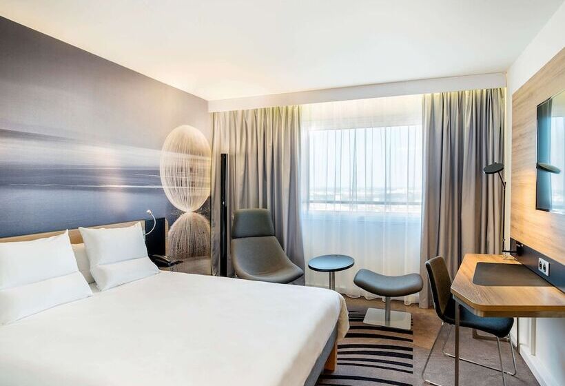 Номер Executive, Novotel Warszawa Airport
