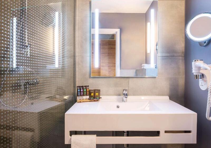 Номер Executive, Novotel Warszawa Airport