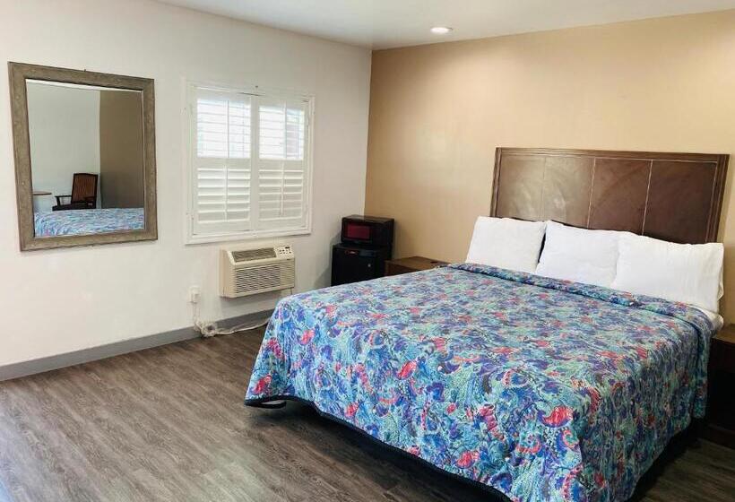 Стандартный Номер Кровать Кинг, Cozy Motel