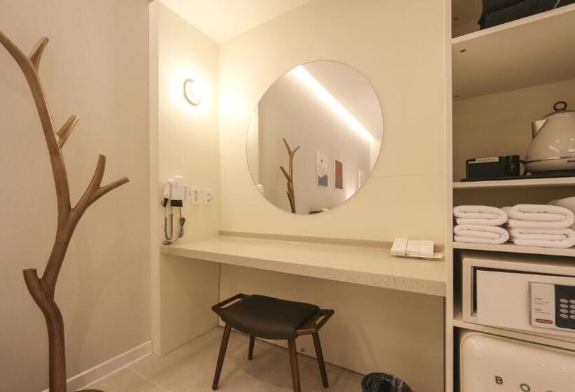 Номер Стандарт, Hermon Hotel Gangseo
