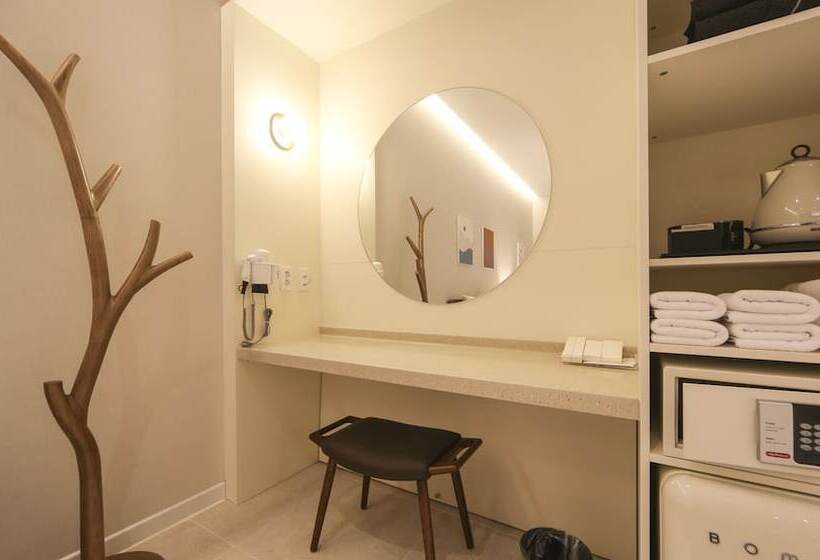 Номер Стандарт, Hermon Hotel Gangseo
