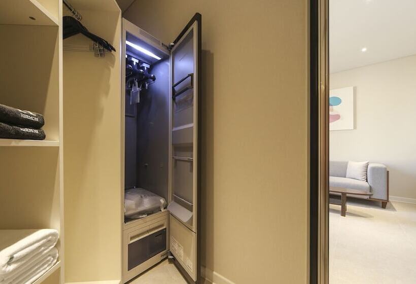 Люкс, Hermon Hotel Gangseo