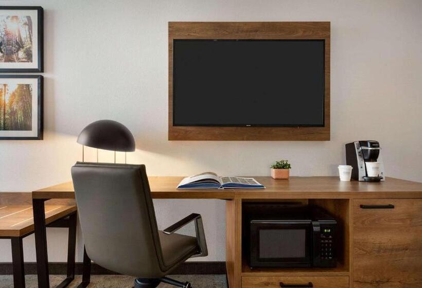 Номер Стандарт Кровать Кинг Адаптированный для Инвалидов, La Quinta Inn & Suites By Wyndham Santa Rosa Sonoma