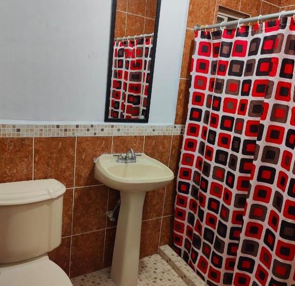 Номер Стандарт, Posada Santa Elena