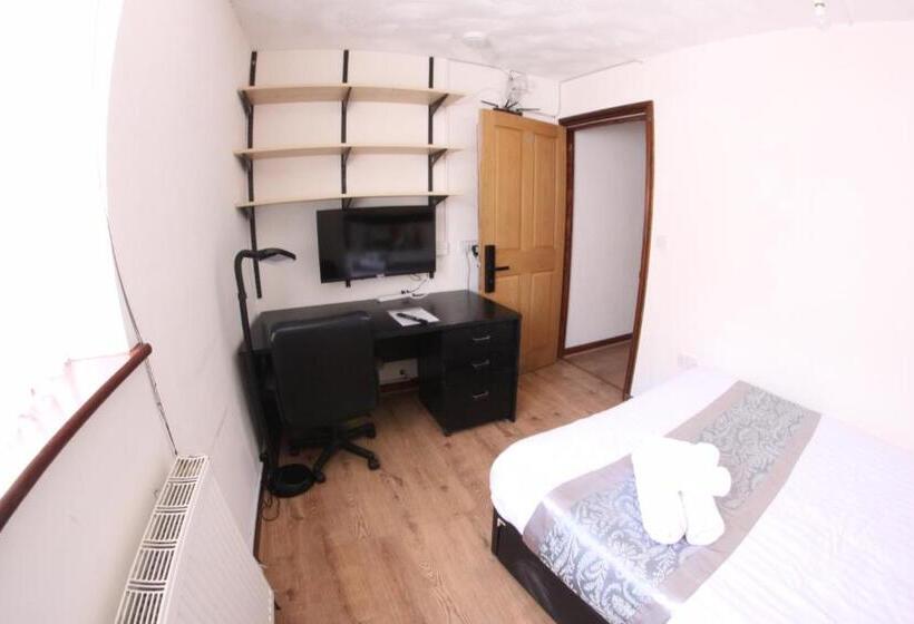 标准间, College Street Abode