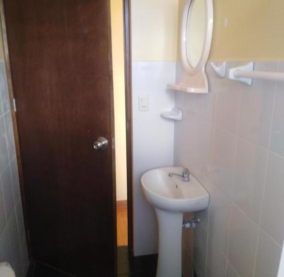 Quarto Estandar, Santa Ana Departamentos