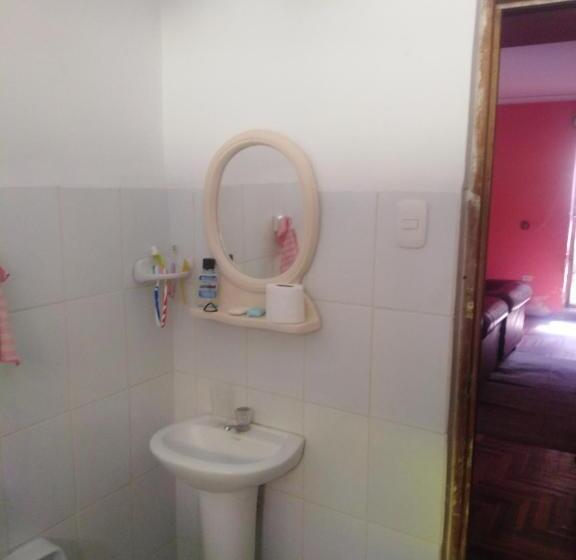 Quarto Familiar, Santa Ana Departamentos