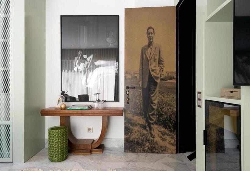 اتاق استاندارد با بالکن و چشم‌انداز دریا, Maison Dedine  Smallluxuryhotels  Adults Only