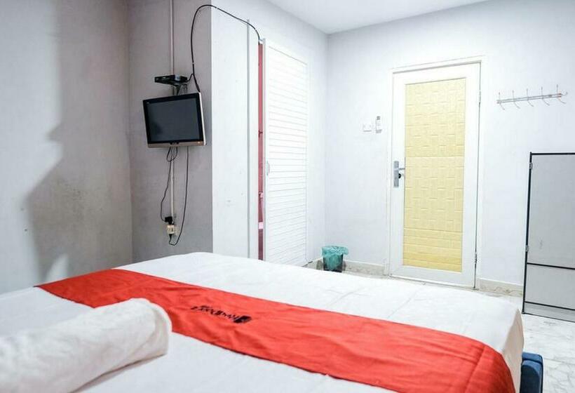 اتاق استاندارد, Reddoorz @ Jalan Gajah Mada Medan 2