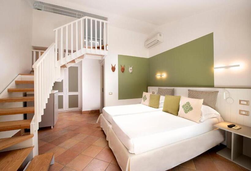 Семейный Номер Вид на Сад, Chia Laguna   Hotel Village