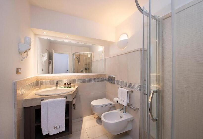 Трехместный Номер Классика, Chia Laguna   Hotel Village