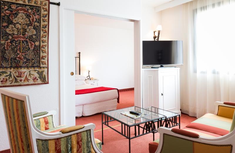 Номер Superior, Avignon Grand
