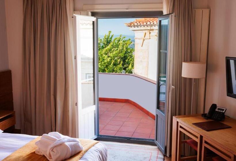 Quarto standart com varanda, Pousada De Ourém   Fátima