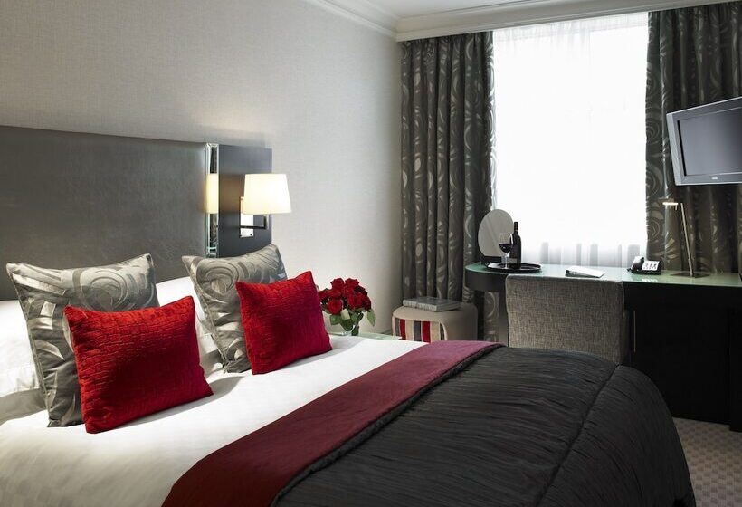 Классический Номер, The Cavendish London