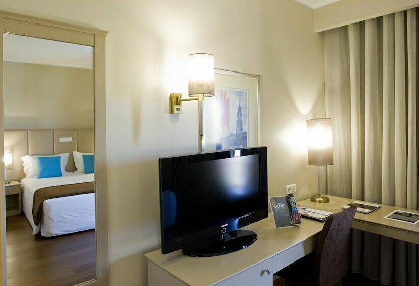 Люкс Премиум, Tryp By Wyndham Porto Expo