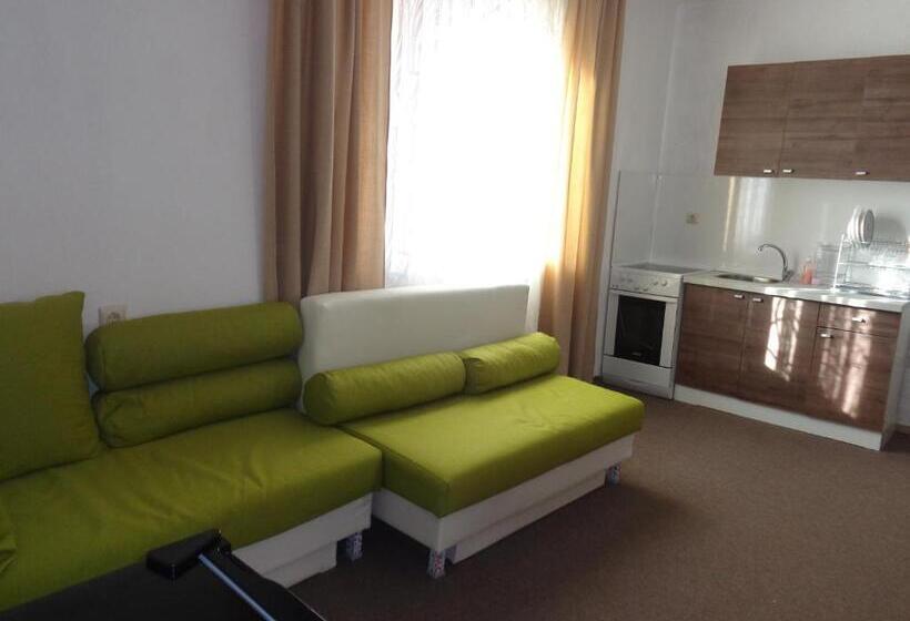 آپارتمان 3 خوابه, Vibo Guesthouse