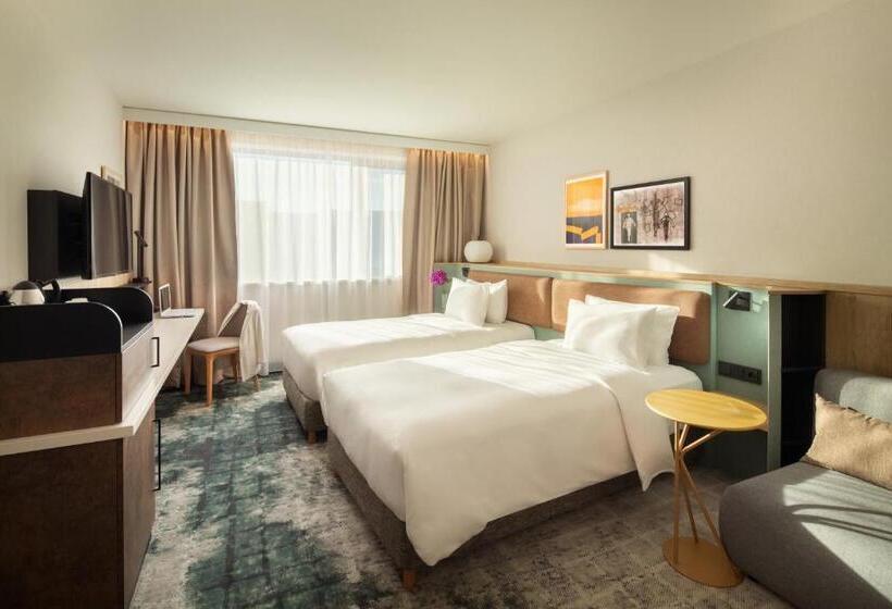 스탠다드 룸, Crowne Plaza Budapest, An Ihg