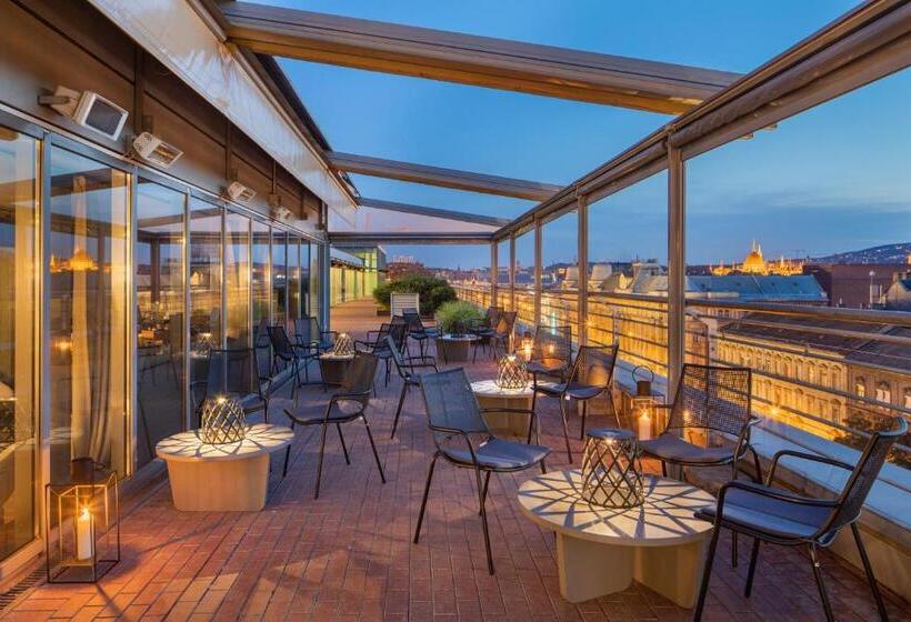 프리미엄 스위트, Crowne Plaza Budapest, An Ihg