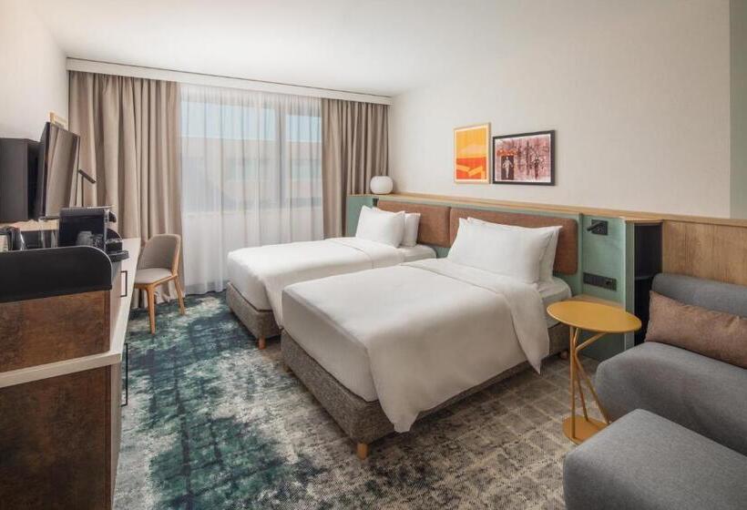 프리미엄 룸, Crowne Plaza Budapest, An Ihg