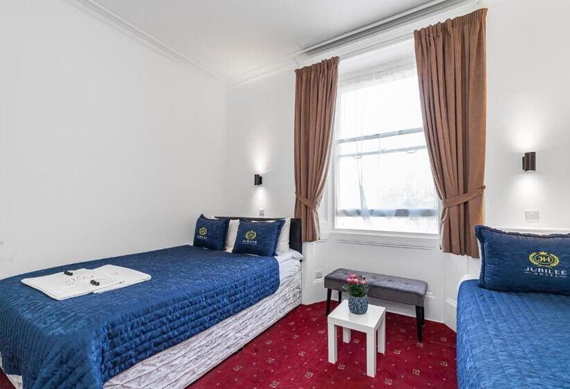 Quarto Triplo Estandar, Jubilee Hotel Victoria