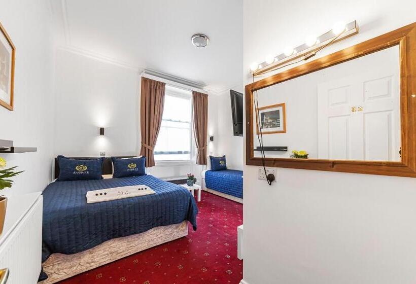 Quarto Triplo Estandar, Jubilee Hotel Victoria