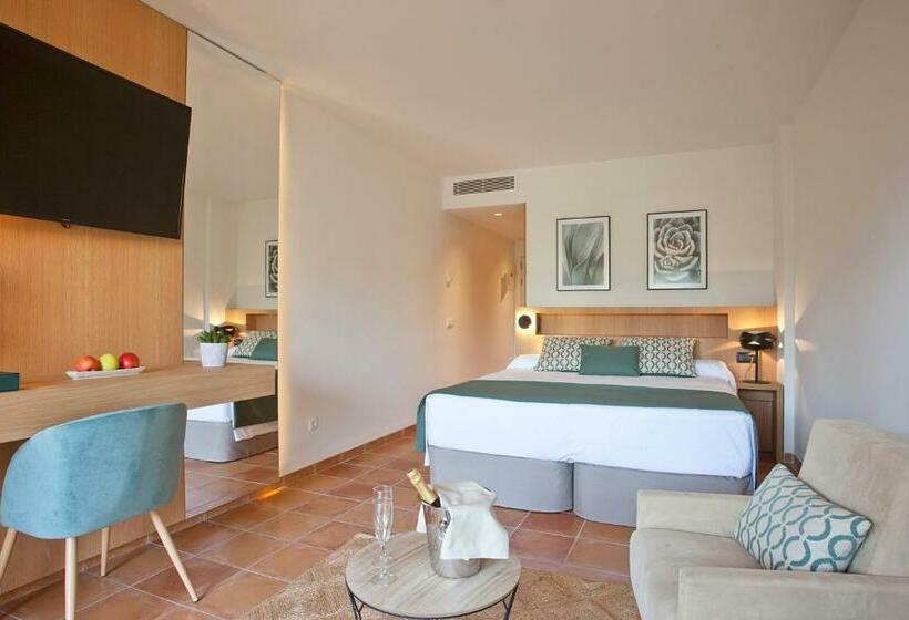 اتاق استاندارد سه نفره, Mon Port Hotel & Spa